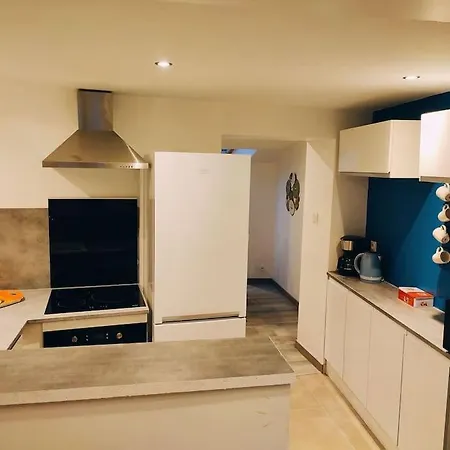 Maison Chaleureuse Situee A *