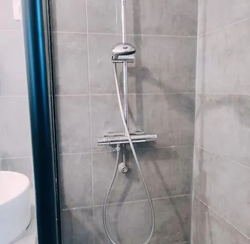 Maison Chaleureuse Situee A * 쏘뮤흐